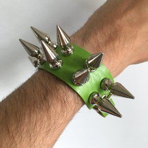 NWOT Nasty Gem Green Spike Wrist Cuff